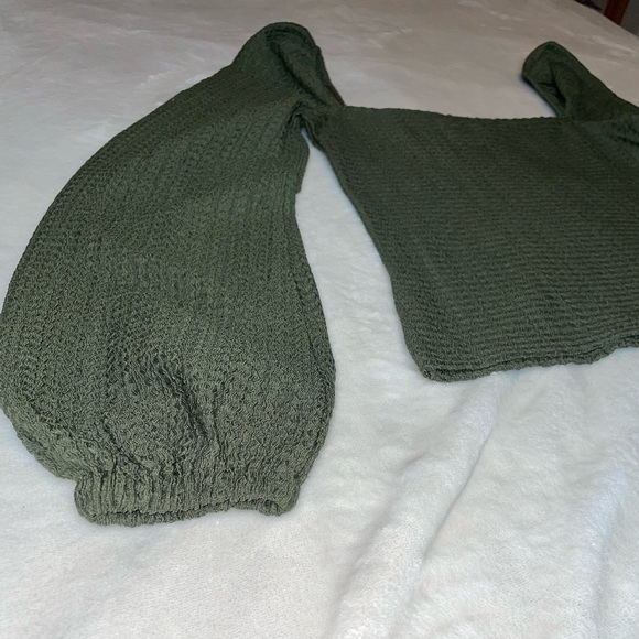 Express Lantern Long Sleeve Blouse - Picture 5 of 7